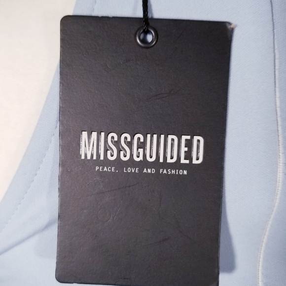 Missguided light blue sleeveless halter dress. Size 4 - Picture 11 of 15